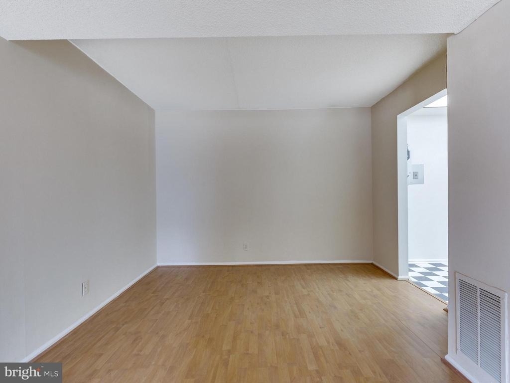 7680 Tremayne Place - Photo 9