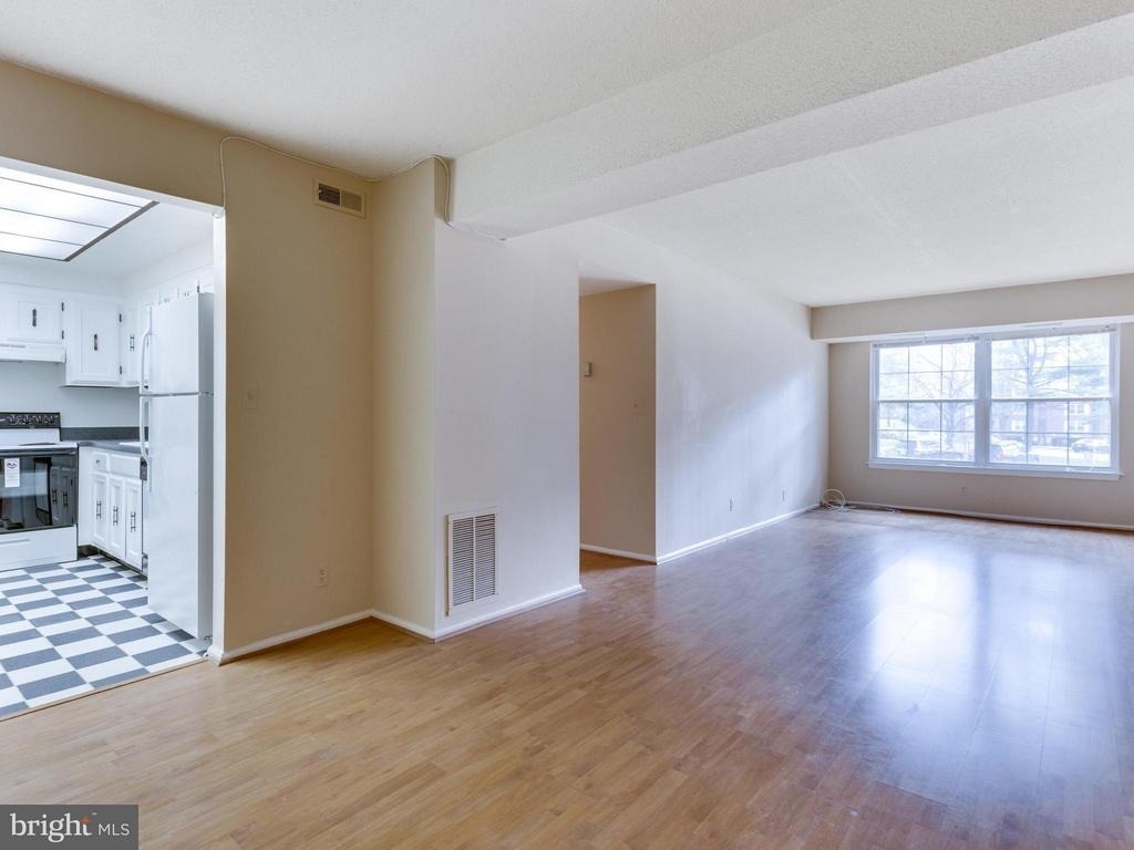 7680 Tremayne Place - Photo 13