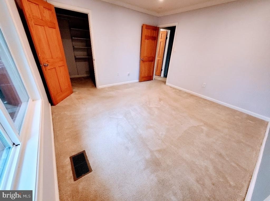 2366 Southgate Square - Photo 9