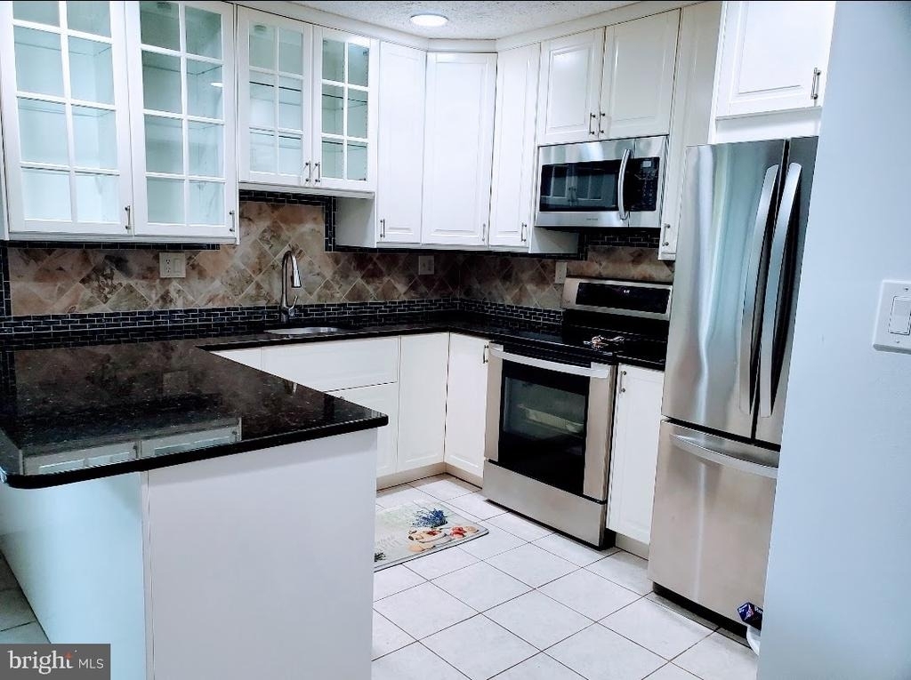 2366 Southgate Square - Photo 1