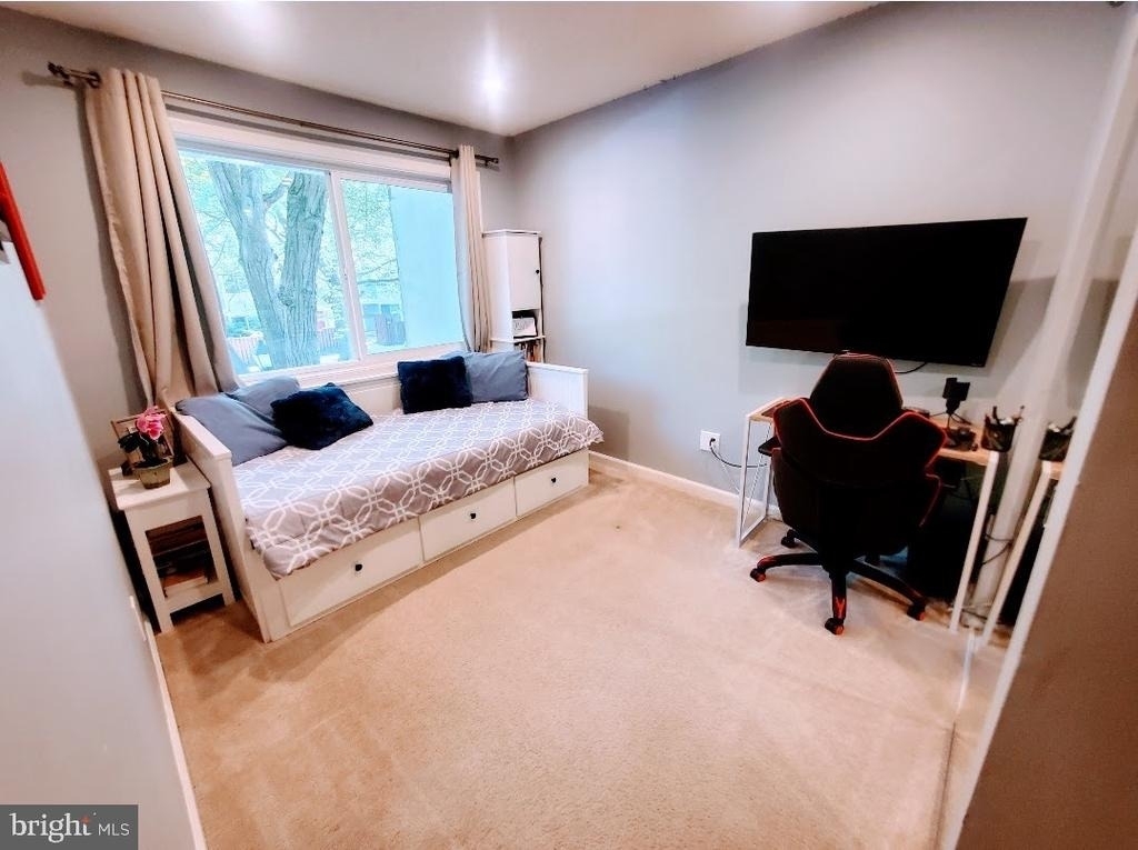 2366 Southgate Square - Photo 5