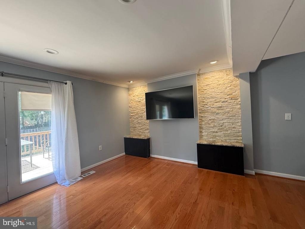 6415 Blarney Stone Court - Photo 2