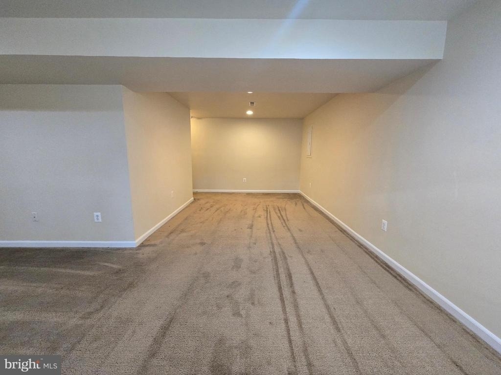 832 Fox Den Road - Photo 33