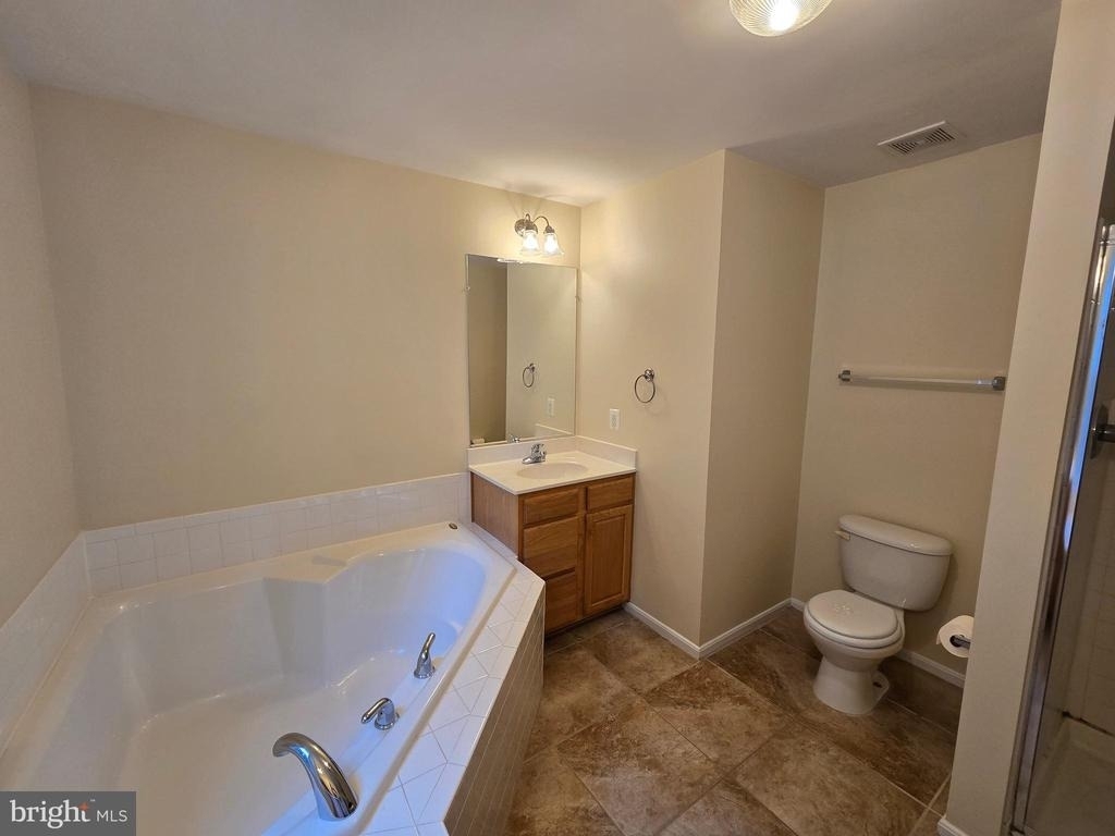 832 Fox Den Road - Photo 29