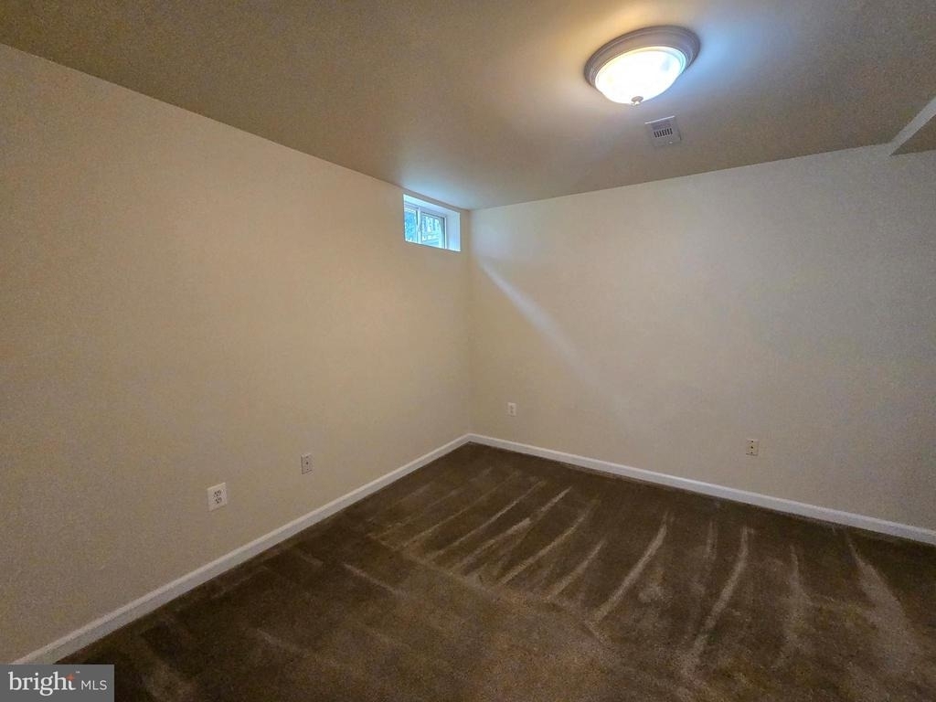 832 Fox Den Road - Photo 36