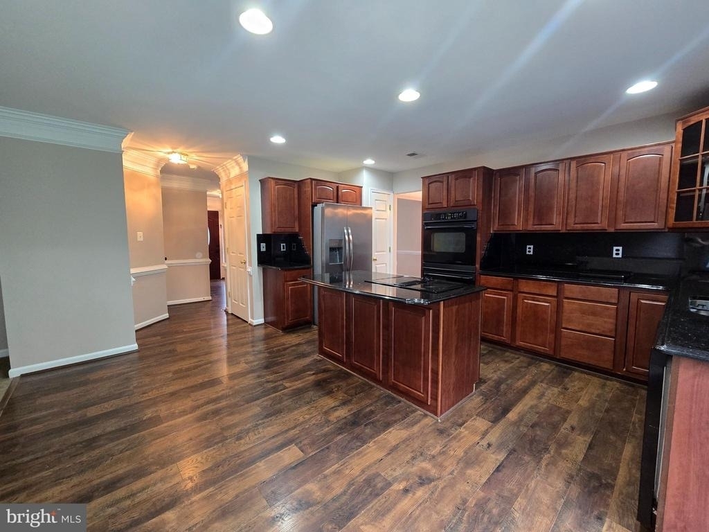 832 Fox Den Road - Photo 11