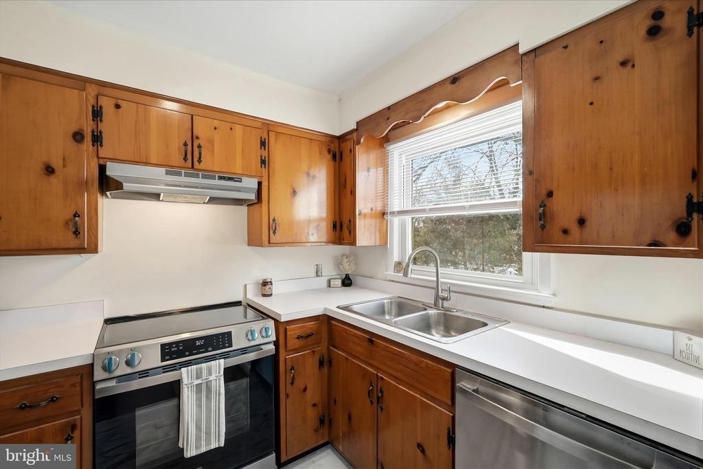 311 S Buckmarsh Street - Photo 20