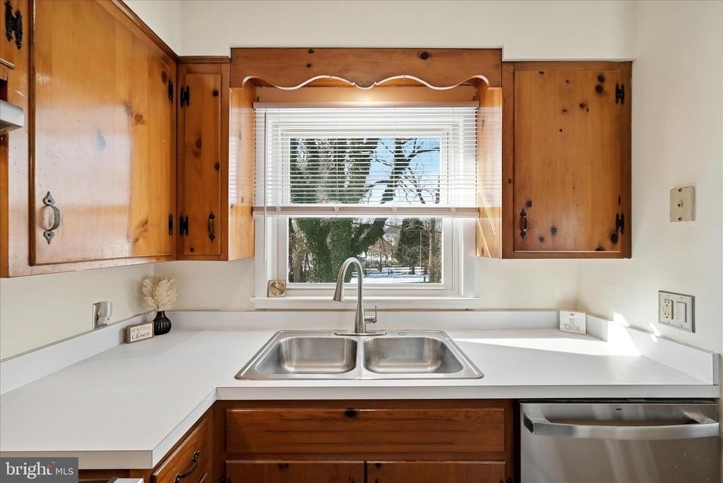 311 S Buckmarsh Street - Photo 21