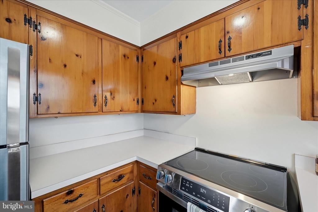 311 S Buckmarsh Street - Photo 22