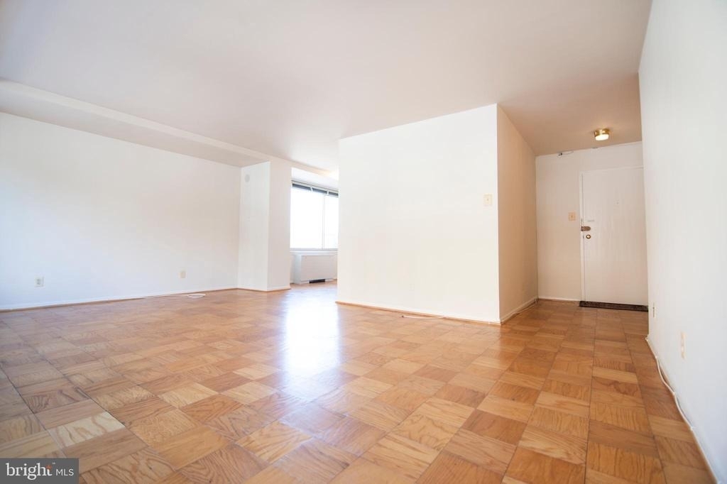 1210 N Taft Street - Photo 6