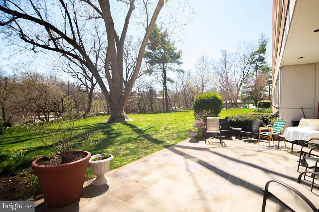 1210 N Taft Street - Photo 30
