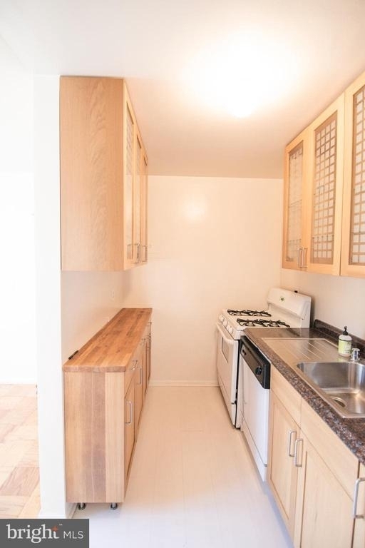 1210 N Taft Street - Photo 25