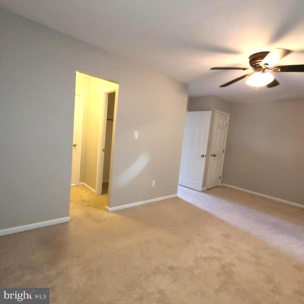 2037 S Glebe Road - Photo 13