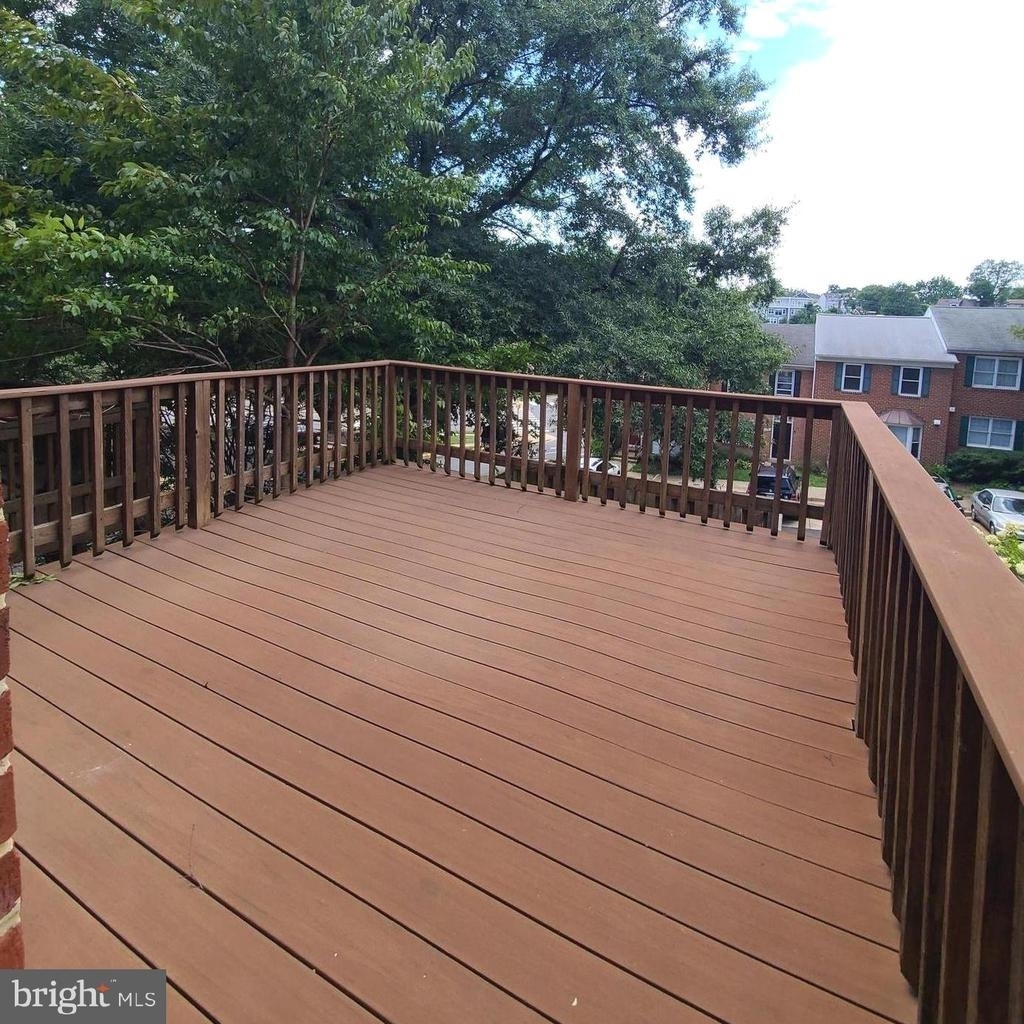 2037 S Glebe Road - Photo 25