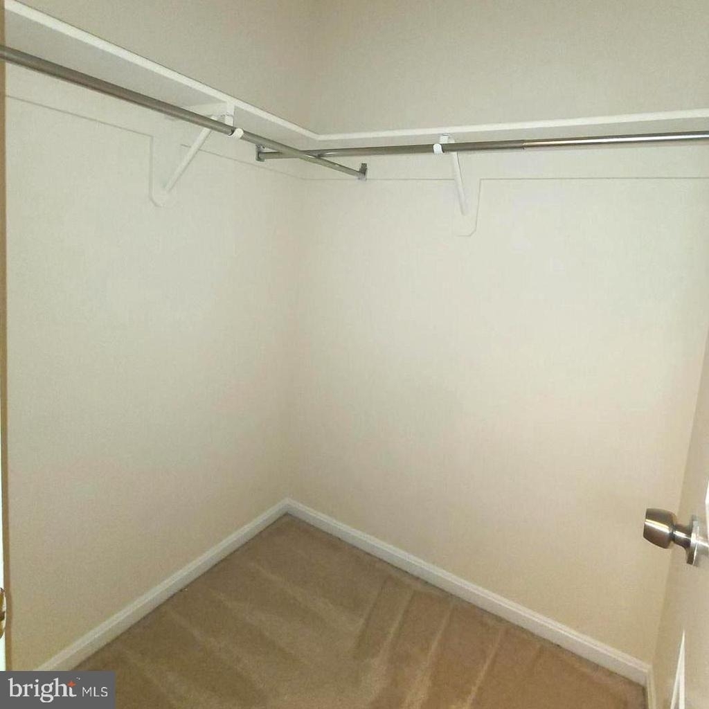 2037 S Glebe Road - Photo 14