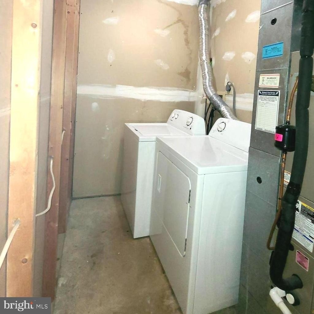 2037 S Glebe Road - Photo 22