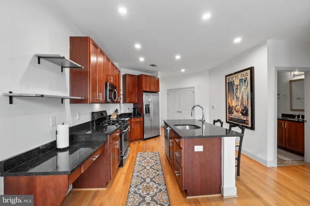 1800 Wilson Boulevard - Photo 11