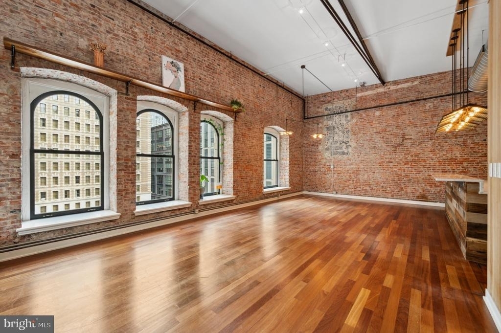 105 S 12th Street - Photo 3