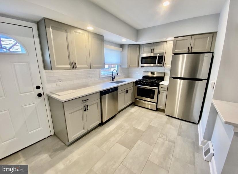 209 Daly Street - Photo 4
