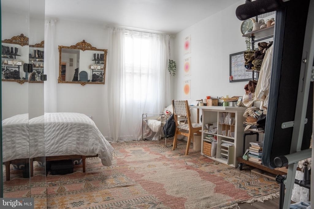 1537 W Stiles Street - Photo 11