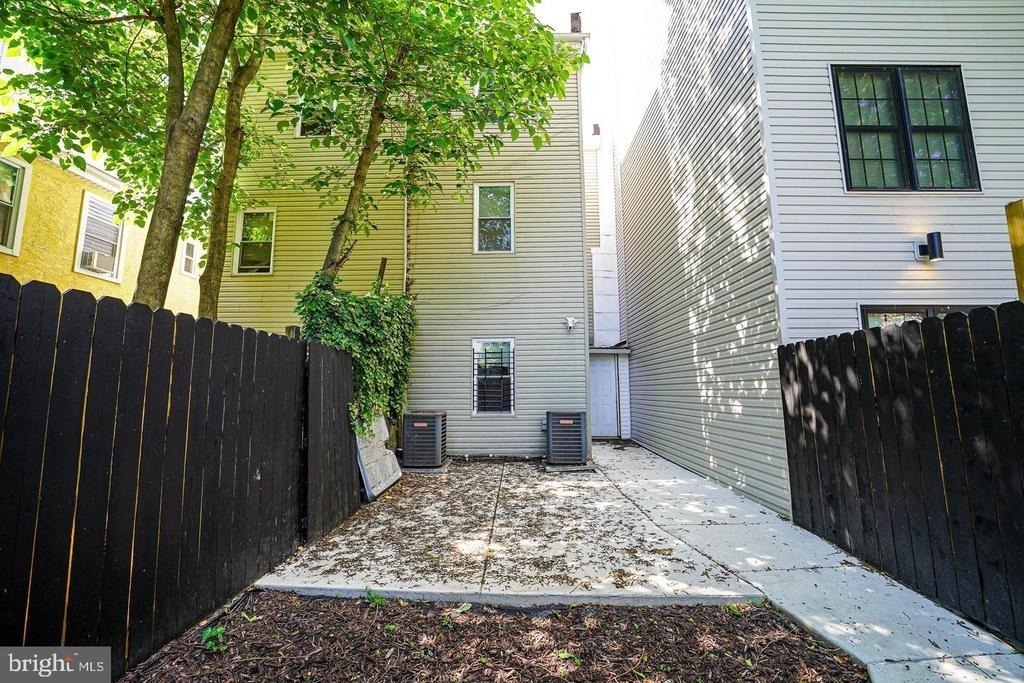 1537 W Stiles Street - Photo 20