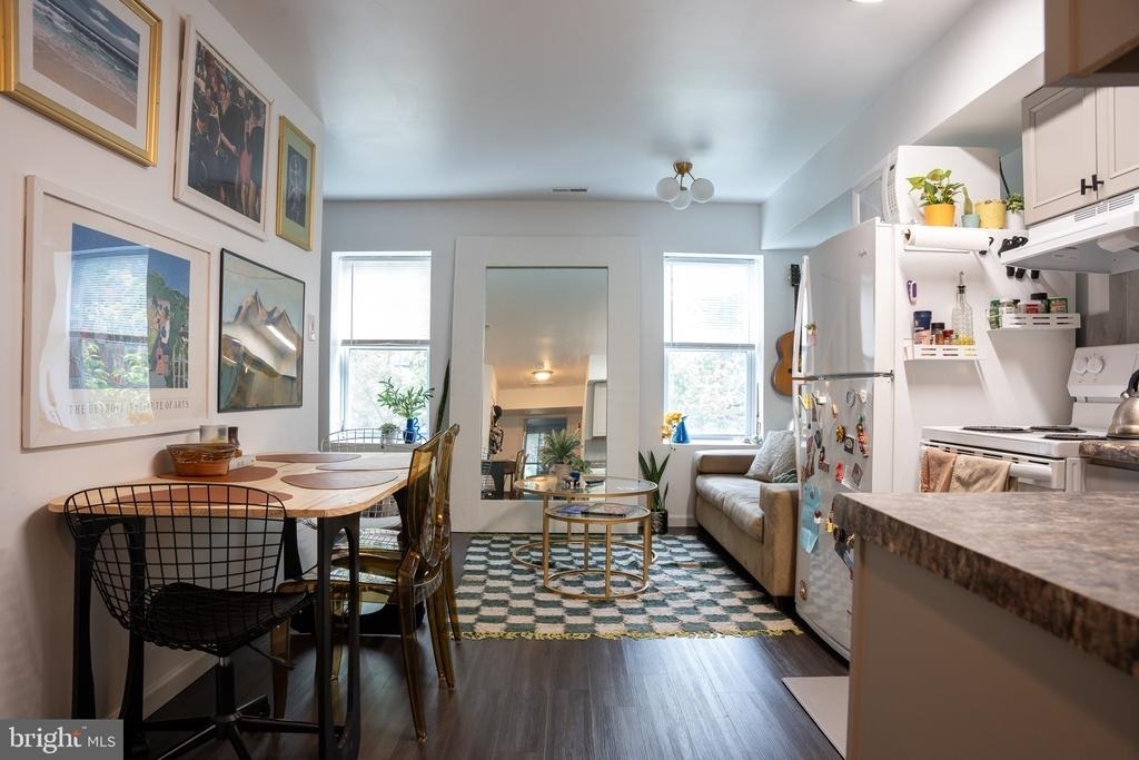 1537 W Stiles Street - Photo 5