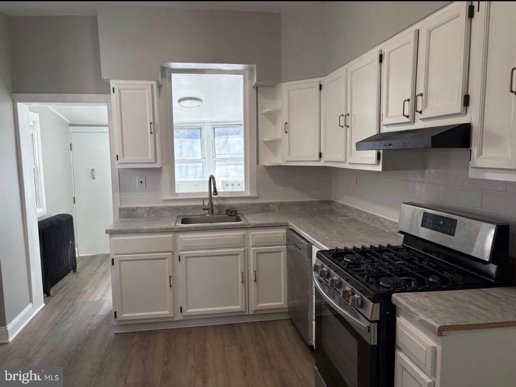 50 E Clapier Street - Photo 0