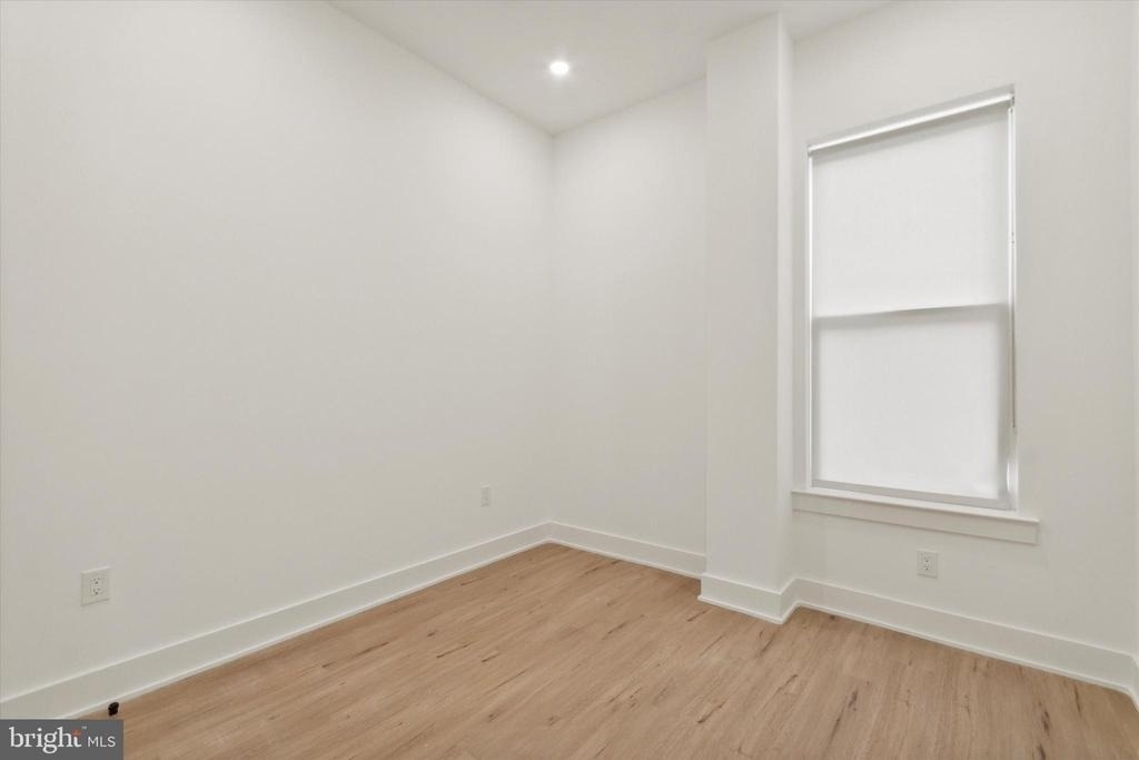 139 W Chelten Avenue - Photo 36