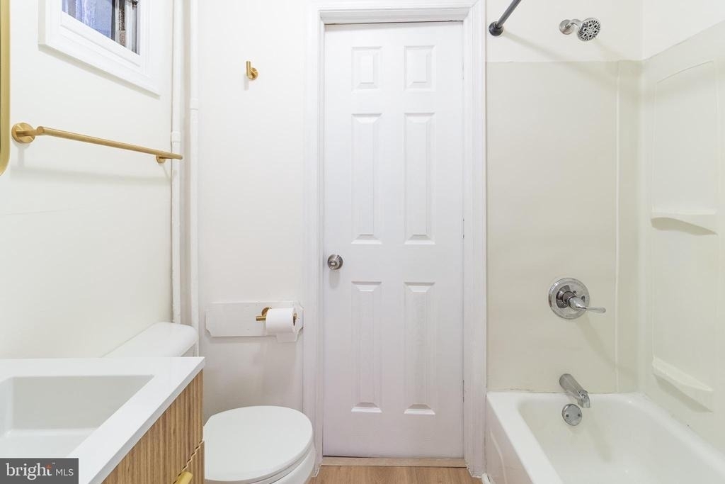 427 N Preston Street - Photo 2