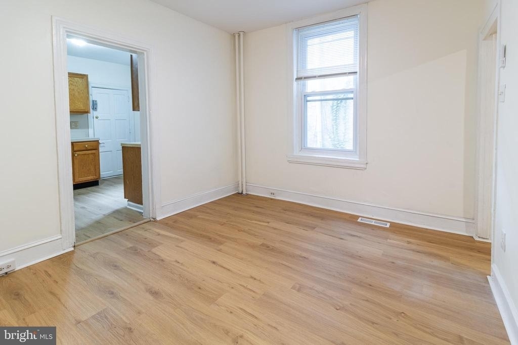 427 N Preston Street - Photo 8
