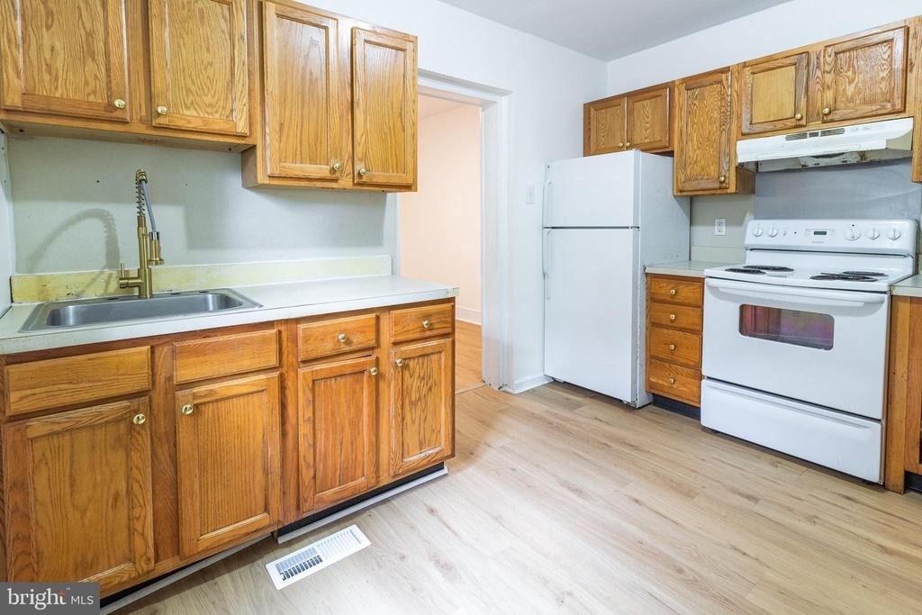 427 N Preston Street - Photo 10