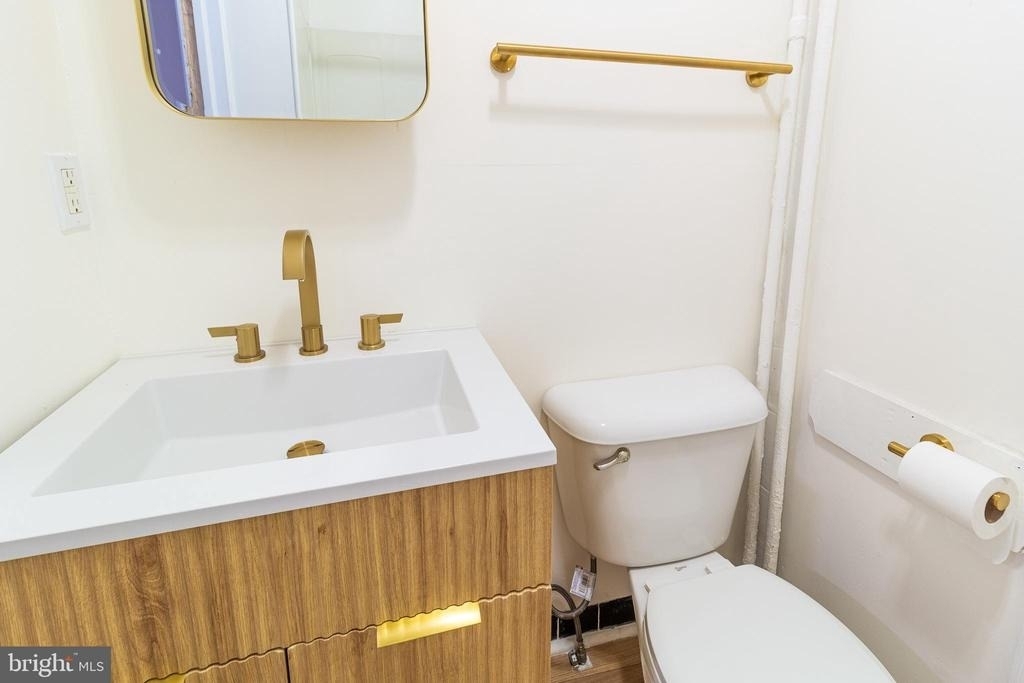 427 N Preston Street - Photo 3