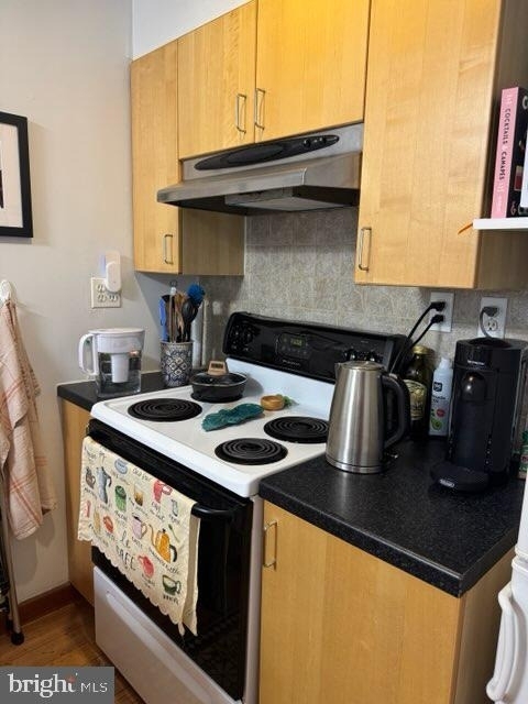 1202 South Street - Photo 6