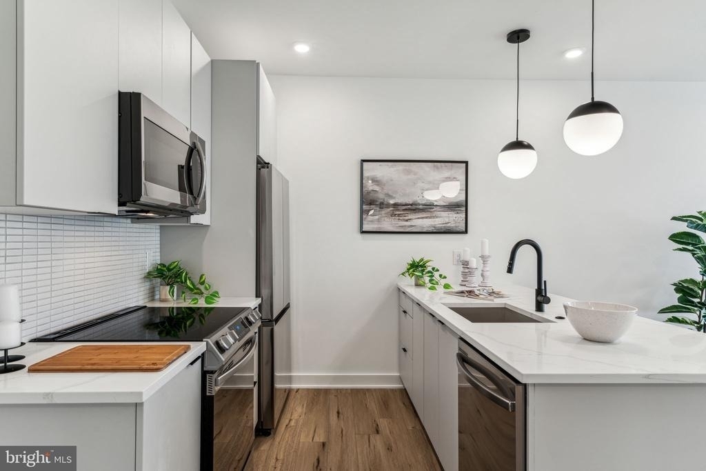 139 W Chelten Avenue - Photo 1