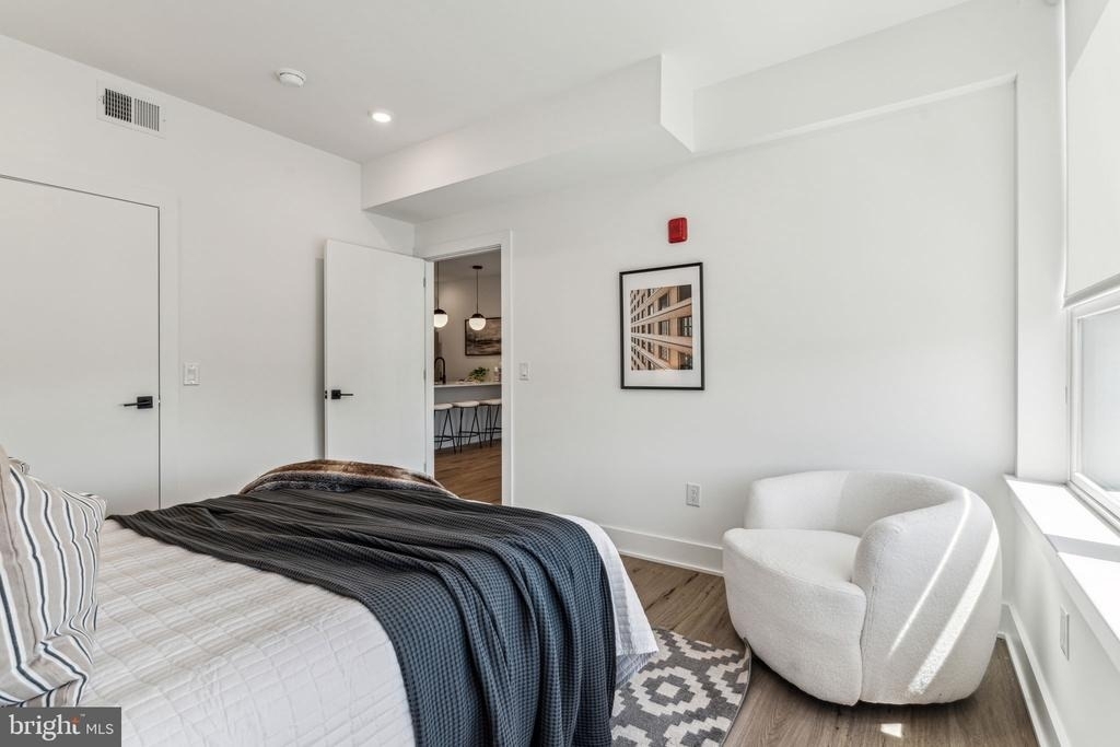 139 W Chelten Avenue - Photo 21