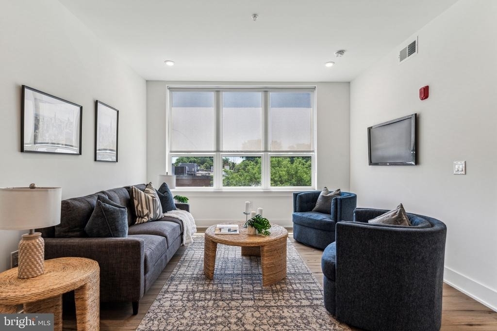 139 W Chelten Avenue - Photo 9