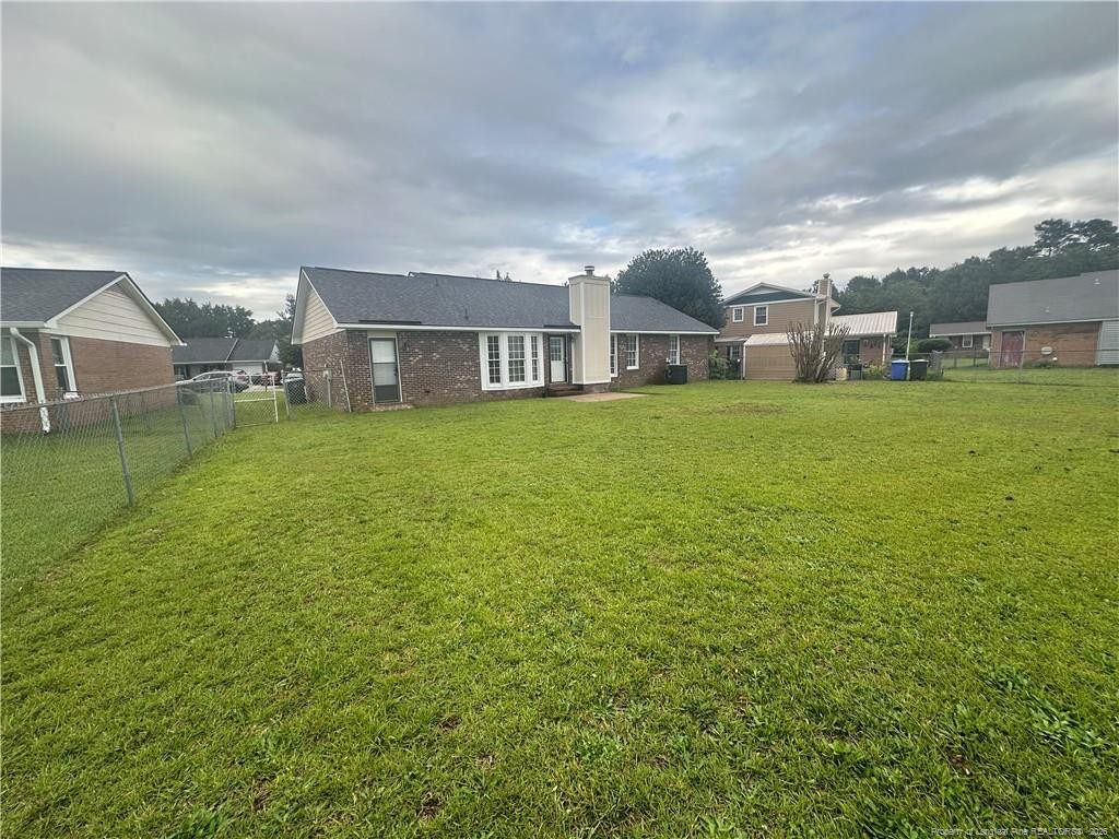 7850 Penelope Drive - Photo 2