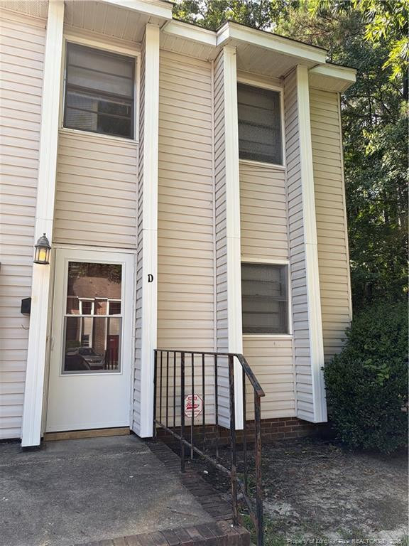 559 Winding Creek Road - Photo 0