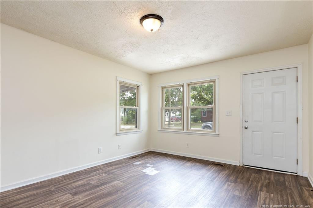 205 S Seventh Street - Photo 4