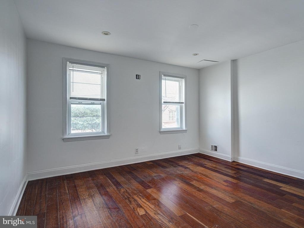 2166 N 7th Street - Photo 10