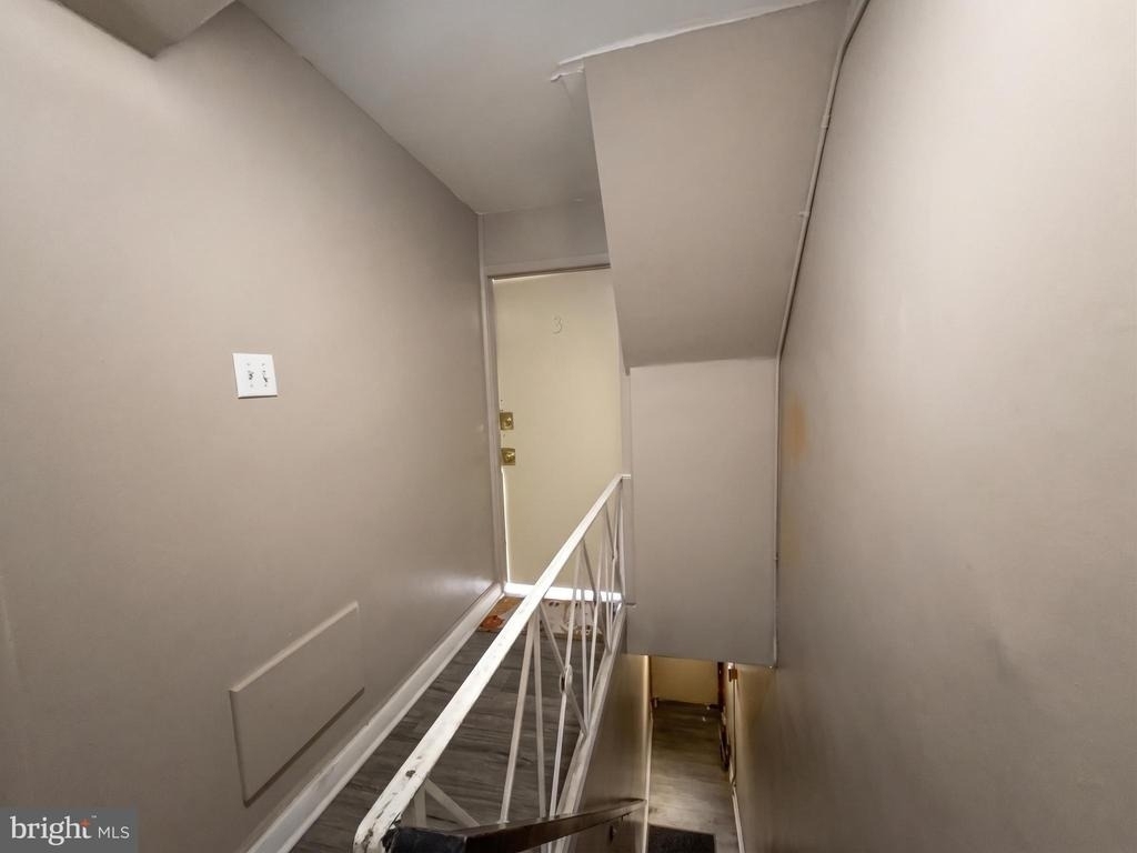 2603 E Somerset Street - Photo 3