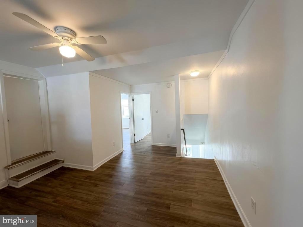 2603 E Somerset Street - Photo 5