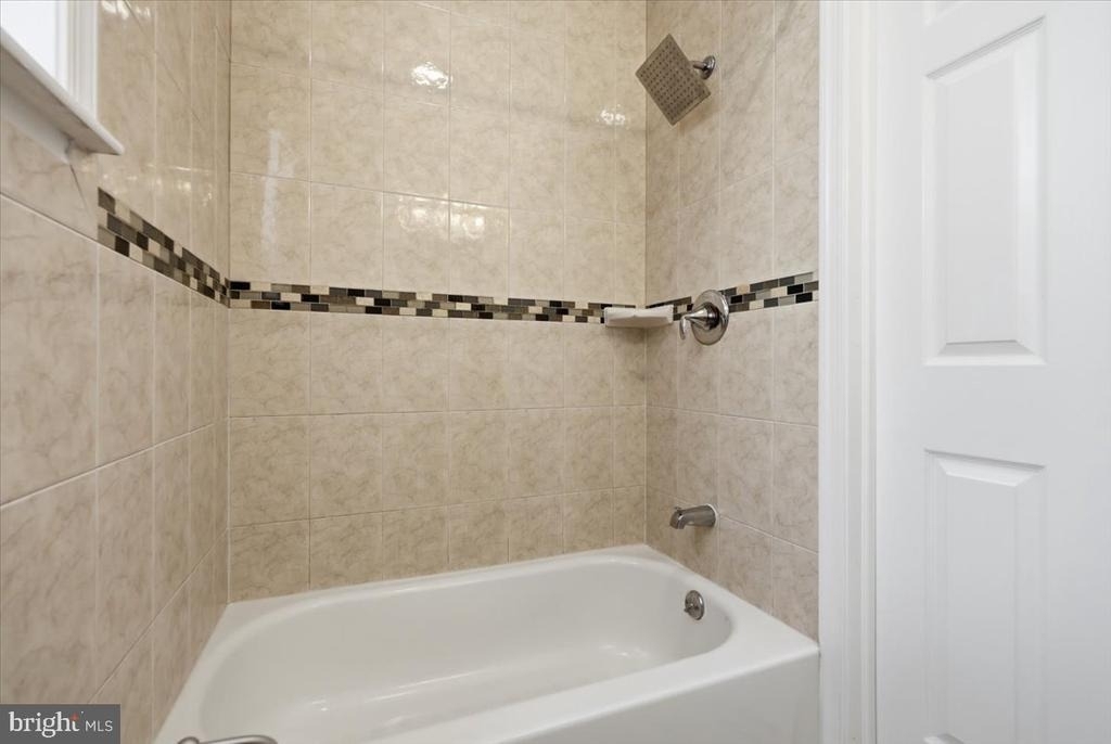 2653 S 6th Street - Photo 18