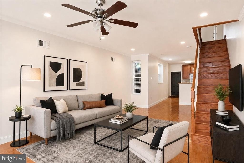 2653 S 6th Street - Photo 1