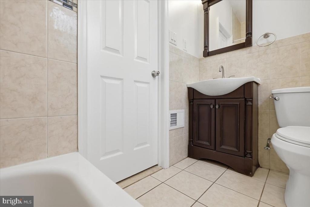 2653 S 6th Street - Photo 15