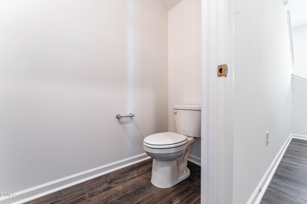 370 Freestall Drive - Photo 7