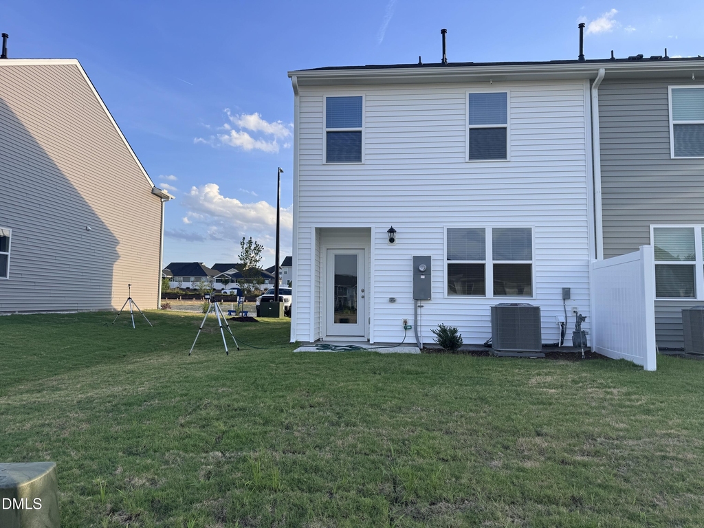 370 Freestall Drive - Photo 1