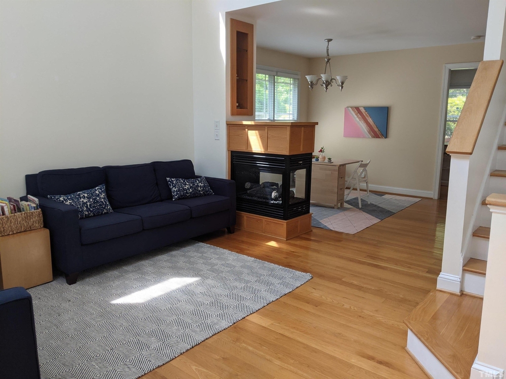 200 Charleston Lane - Photo 3