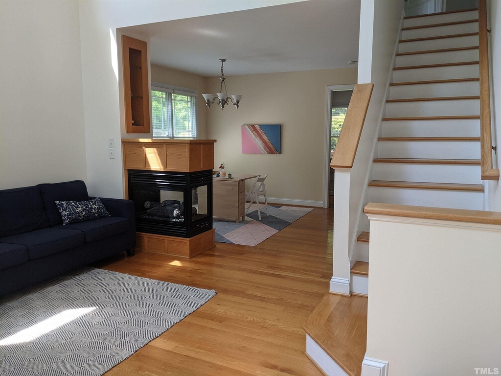 200 Charleston Lane - Photo 1