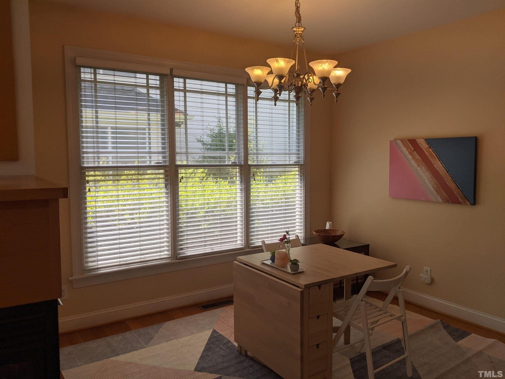 200 Charleston Lane - Photo 6